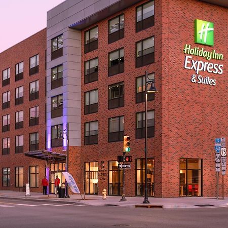 Holiday Inn Express & Suites - Tulsa Downtown - Arts District By Ihg מראה חיצוני תמונה