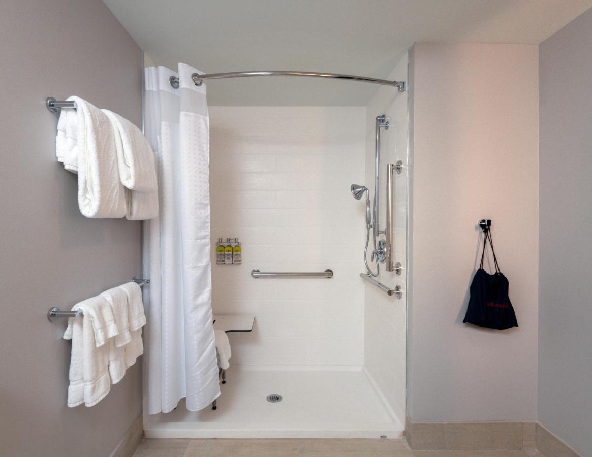 Holiday Inn Express & Suites - Tulsa Downtown - Arts District By Ihg מראה חיצוני תמונה