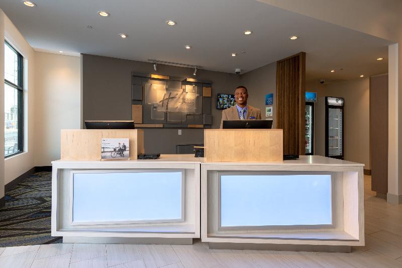Holiday Inn Express & Suites - Tulsa Downtown - Arts District By Ihg מראה חיצוני תמונה