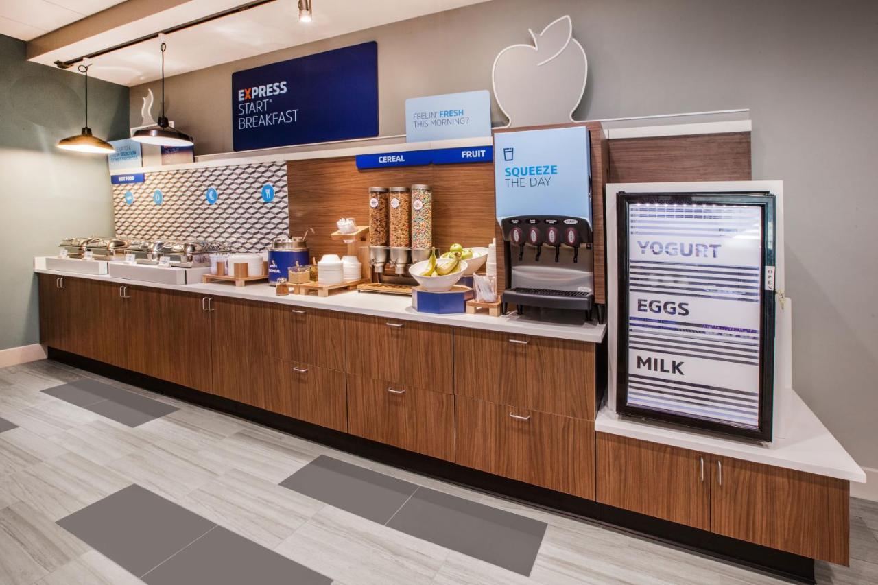 Holiday Inn Express & Suites - Tulsa Downtown - Arts District By Ihg מראה חיצוני תמונה